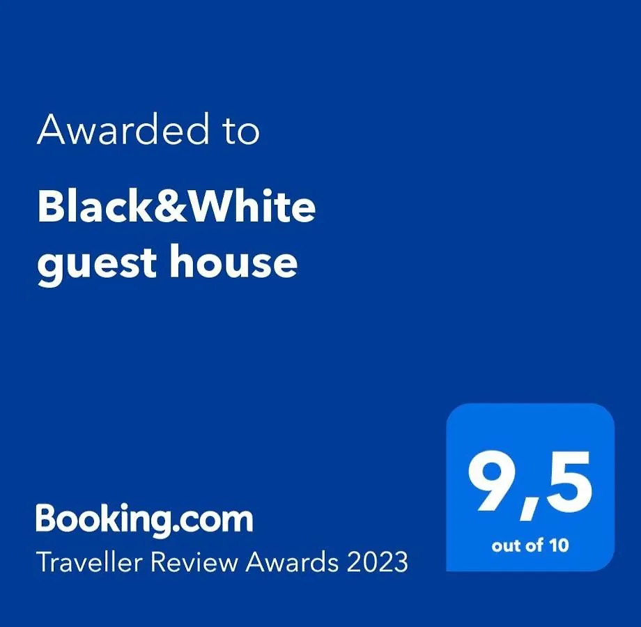 Black&White Guest House Iglesias Feriehus